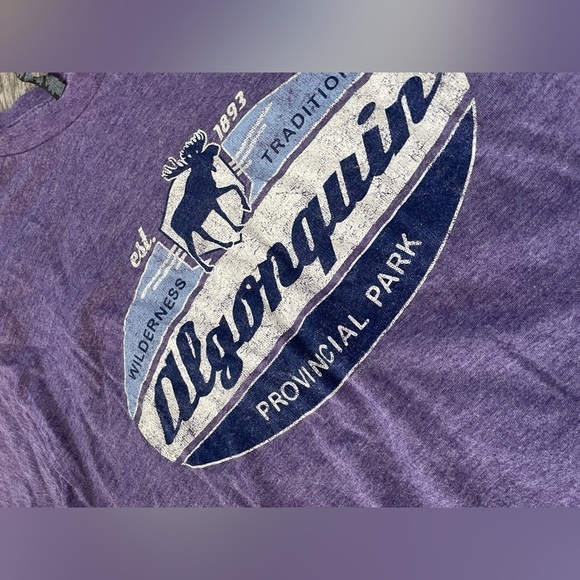 Algonquin Park Graphic Tee Heather Purple Travellers Tee Size Medium… - Picture 3 of 5